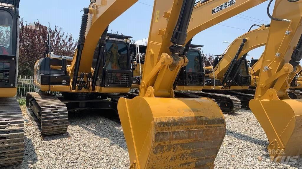 CAT 323 D2 L Vikšriniai ekskavatoriai