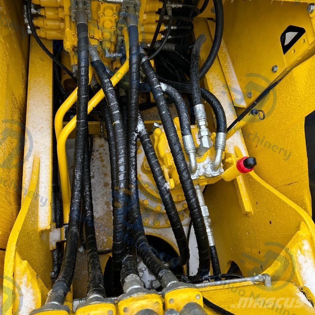 Komatsu PC200-8 Vikšriniai ekskavatoriai