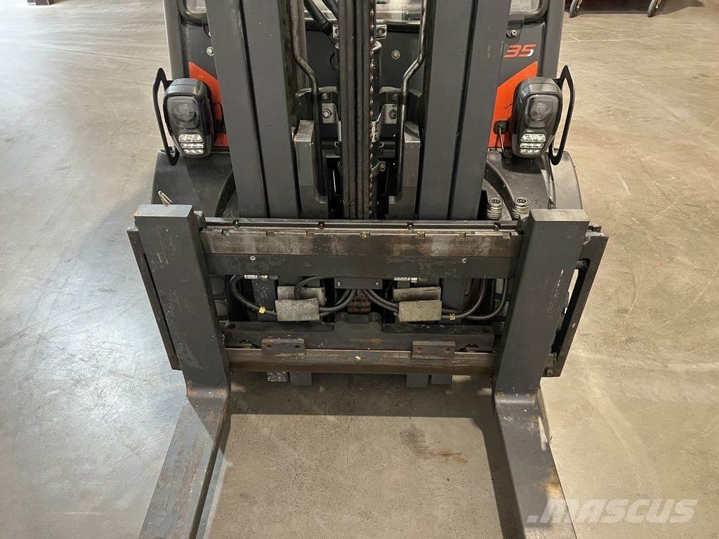 Linde H35D-02 Dyzeliniai krautuvai