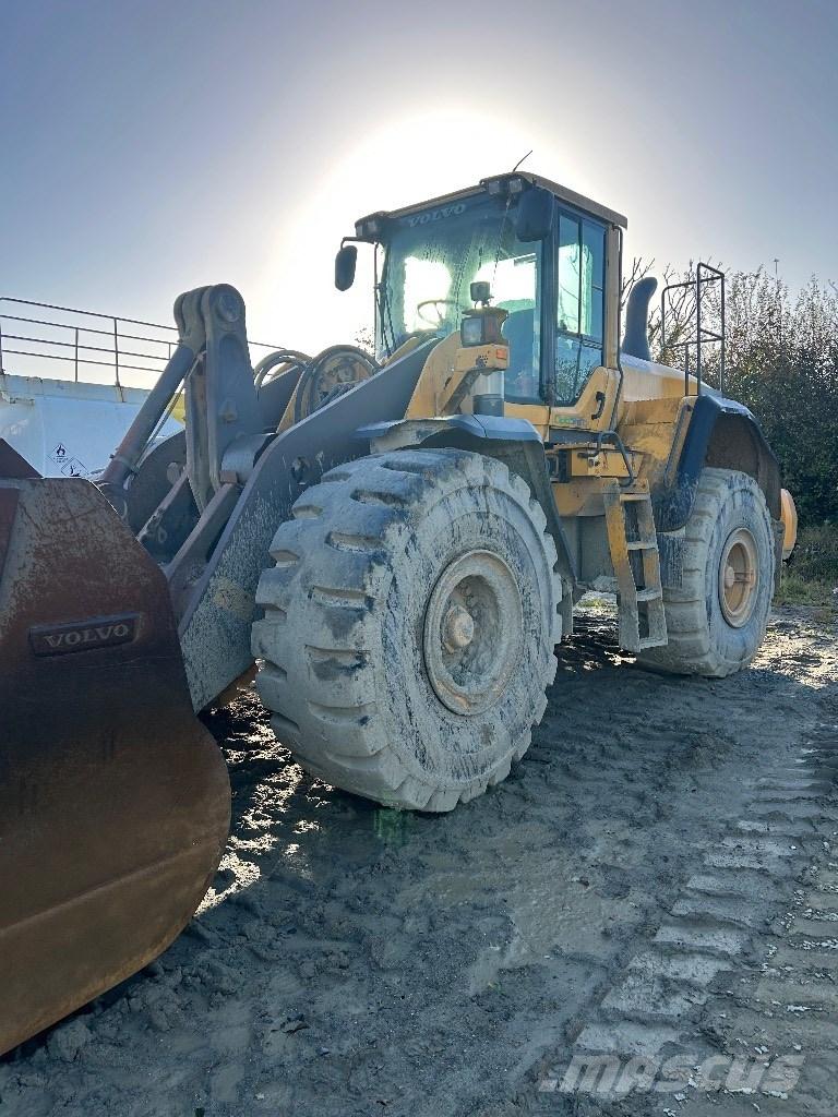 Volvo L180 Naudoti ratiniai krautuvai