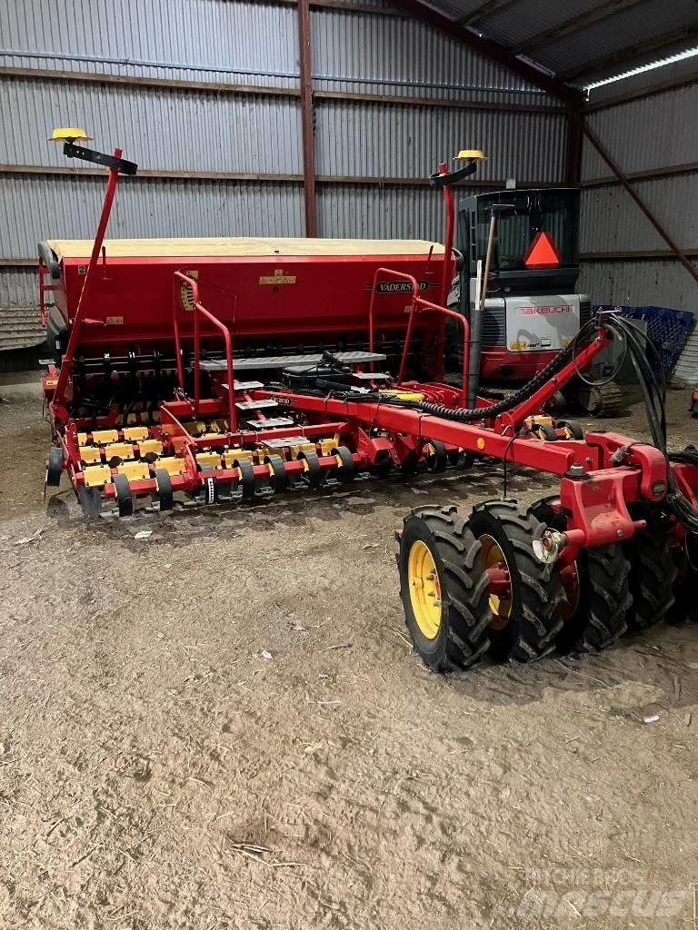 Väderstad Rapid400C Sėjamieji kombainai