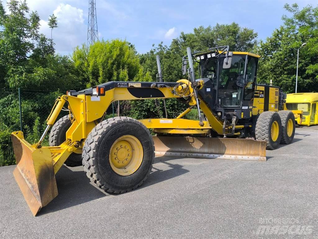 Komatsu GD 675-6 Greideriai