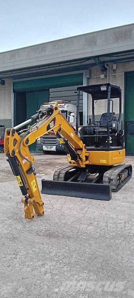 CAT 303 E CR Vikšriniai ekskavatoriai