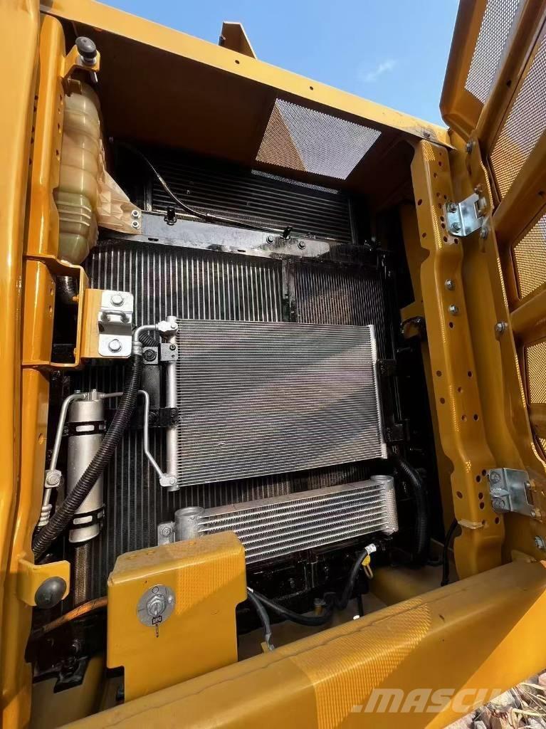 CAT 320 GC Vikšriniai ekskavatoriai