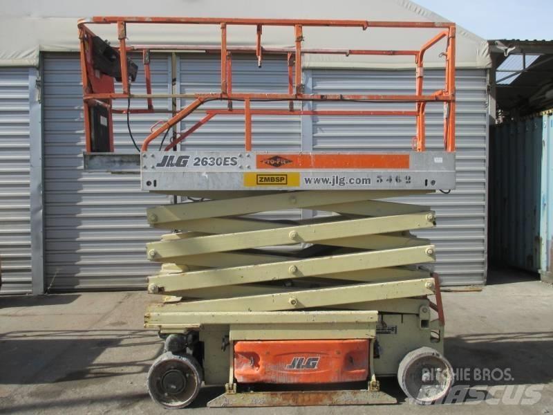 JLG 2630 ES Žirkliniai keltuvai