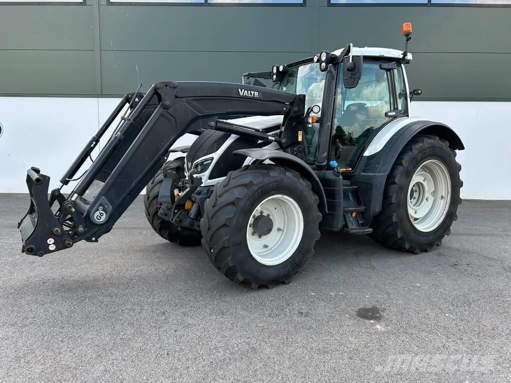 Valtra N 174 Traktoriai