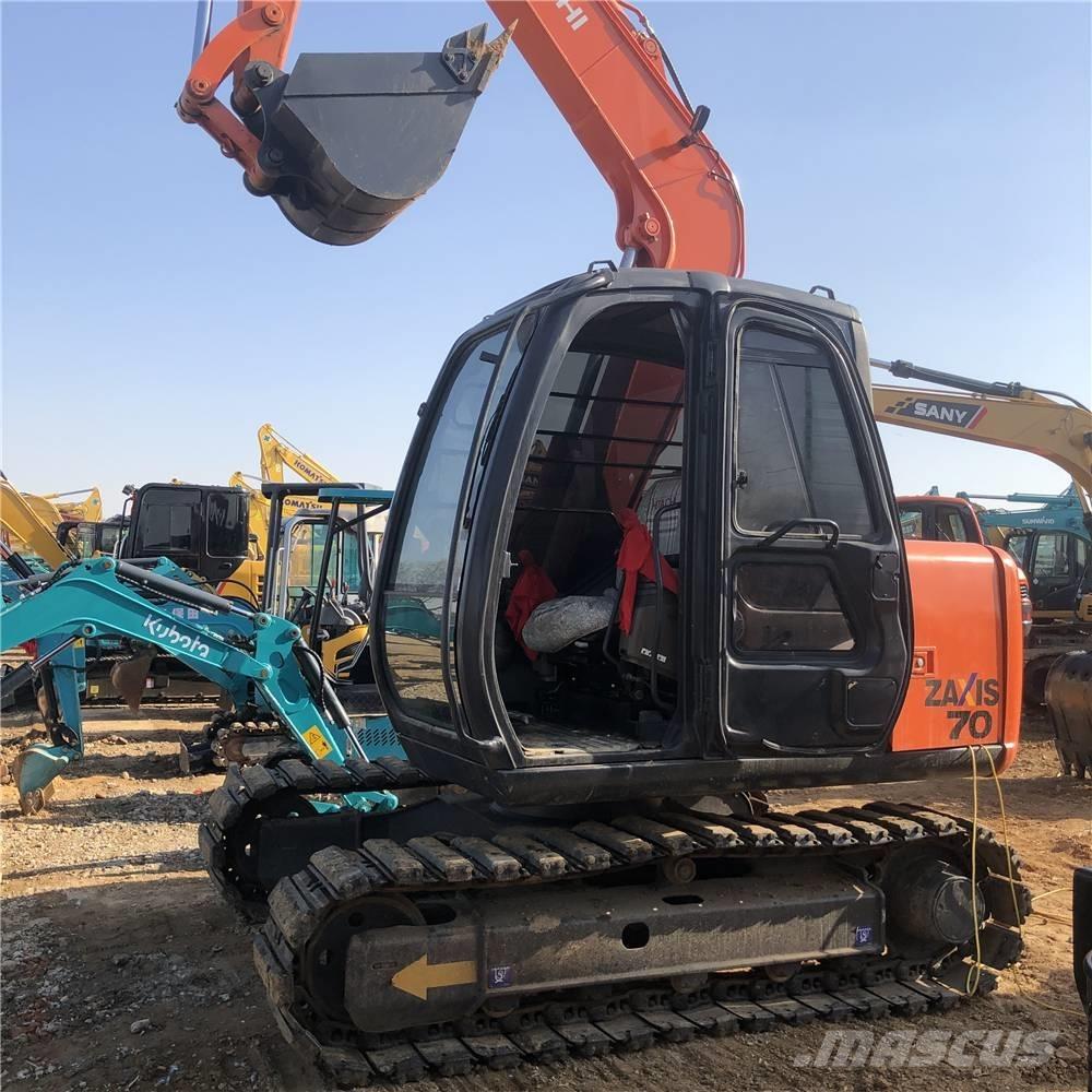 Hitachi ZX70-5A Vidutinės galios ekskavatoriai 7-12 t