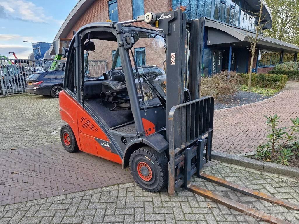 Linde H25D-02 Dyzeliniai krautuvai