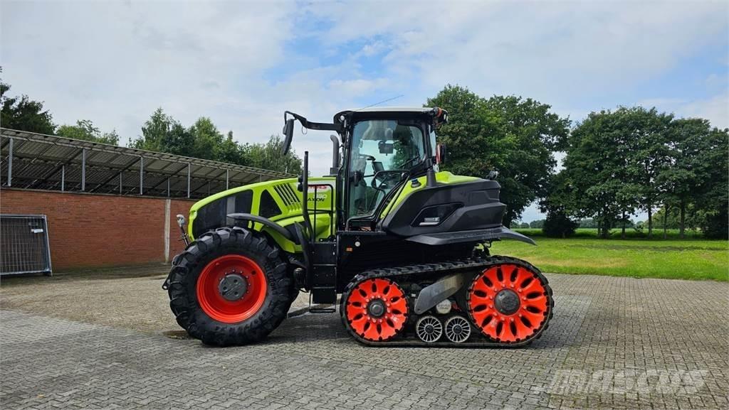 CLAAS Axion 930 TT Traktoriai