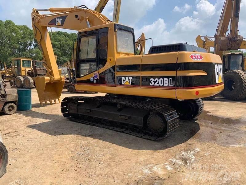 CAT 320 B Vikšriniai ekskavatoriai
