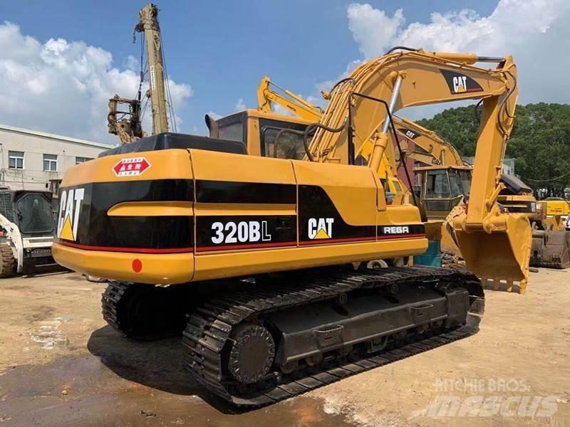 CAT 320 B Vikšriniai ekskavatoriai