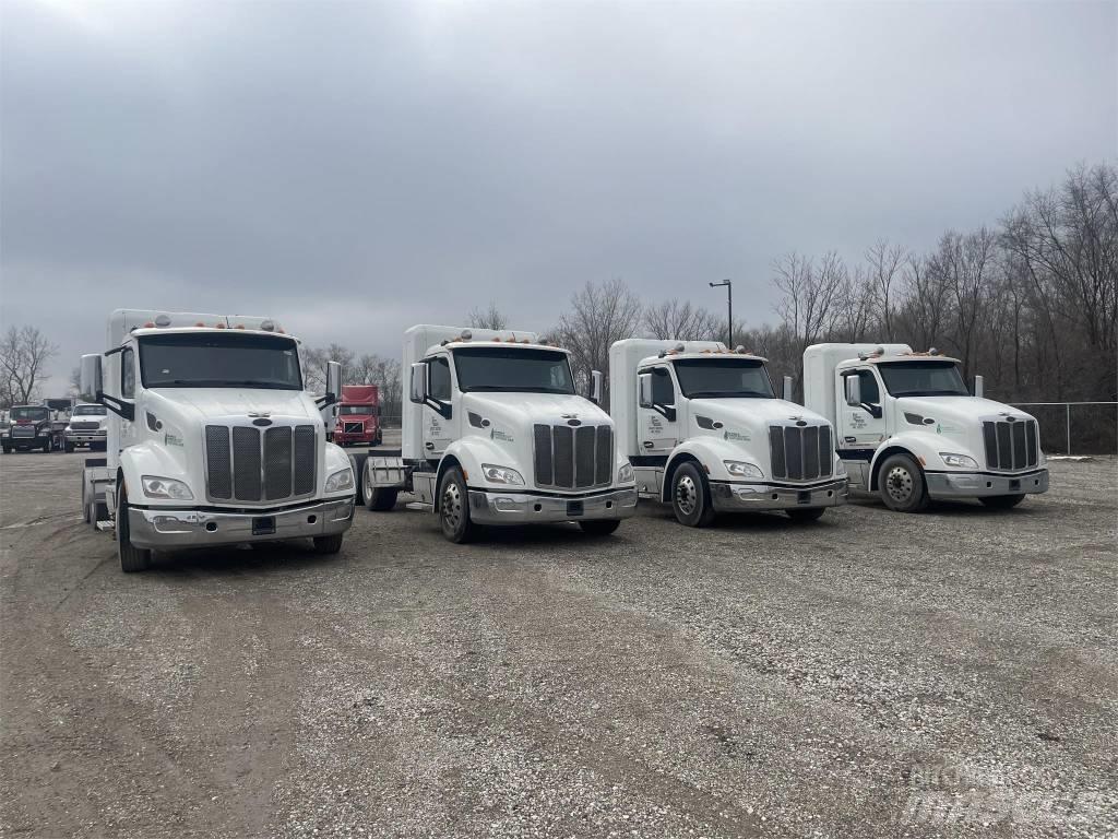 Peterbilt 579 Naudoti vilkikai