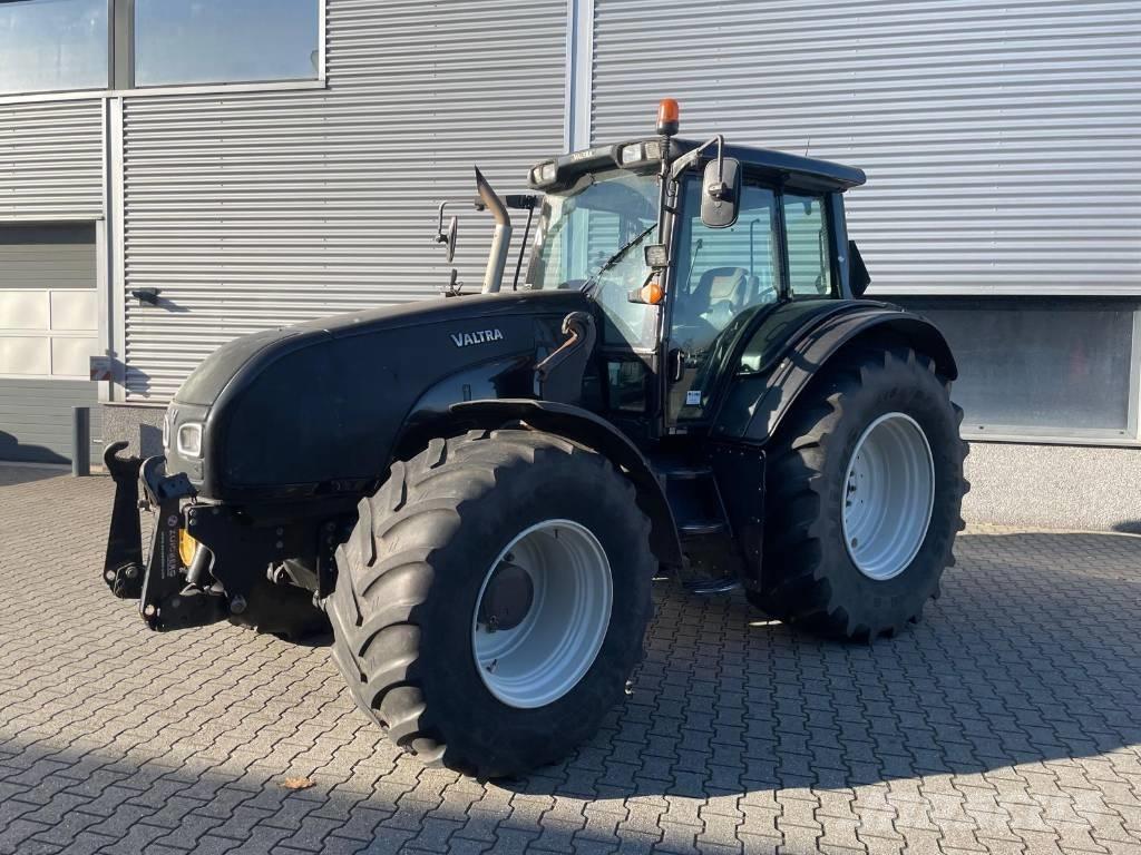 Valtra T151 tractor Traktoriai