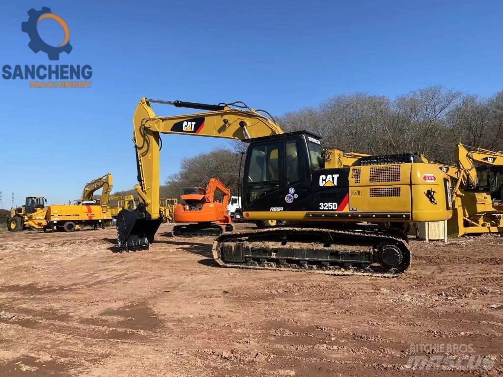 CAT 325 D Vikšriniai ekskavatoriai