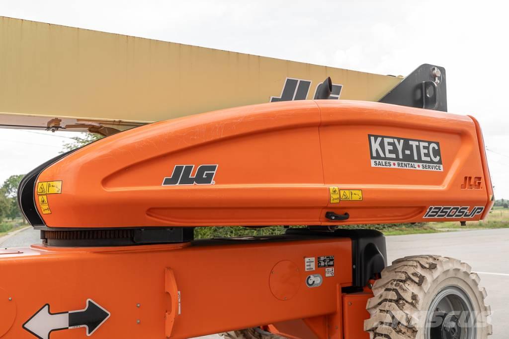 JLG 1350 SJP Teleskopiniai keltuvai