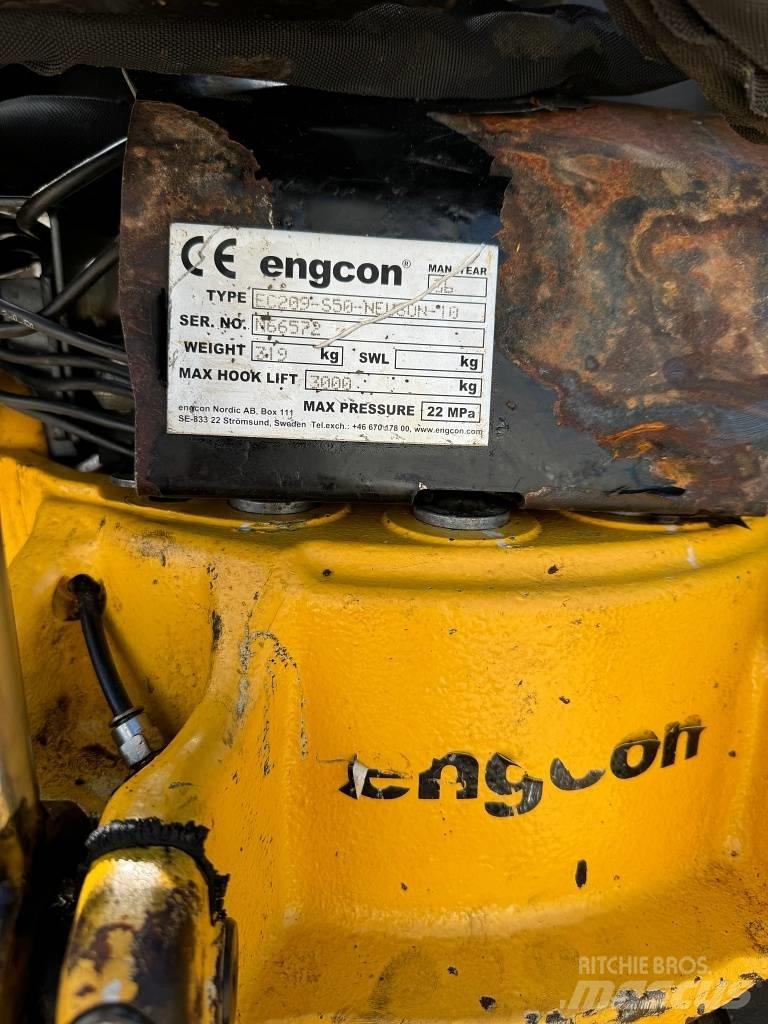 Wacker Neuson EW 100 Ratiniai ekskavatoriai