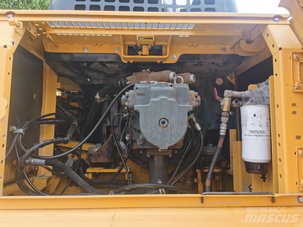 Komatsu PC 400-7 Vikšriniai ekskavatoriai