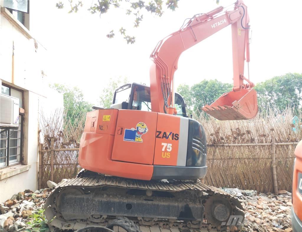 Hitachi ZX75US-3 Vidutinės galios ekskavatoriai 7-12 t