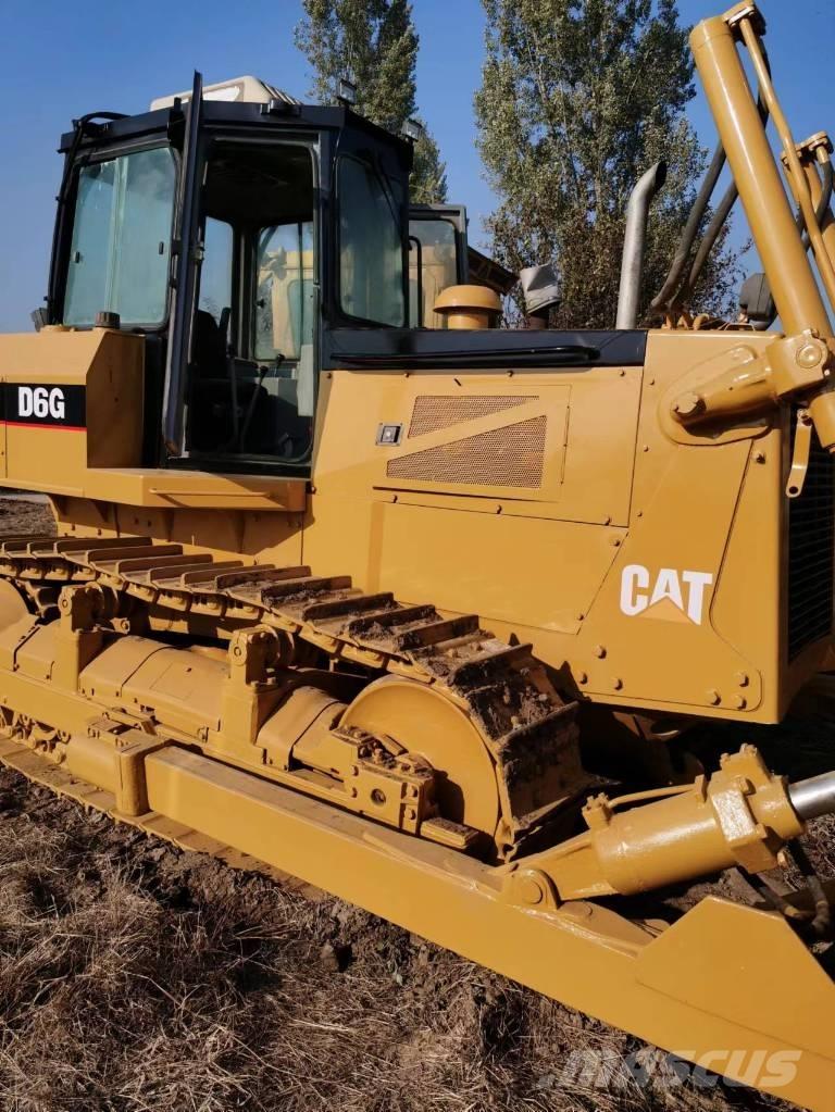 CAT D 6 G Vikšriniai buldozeriai
