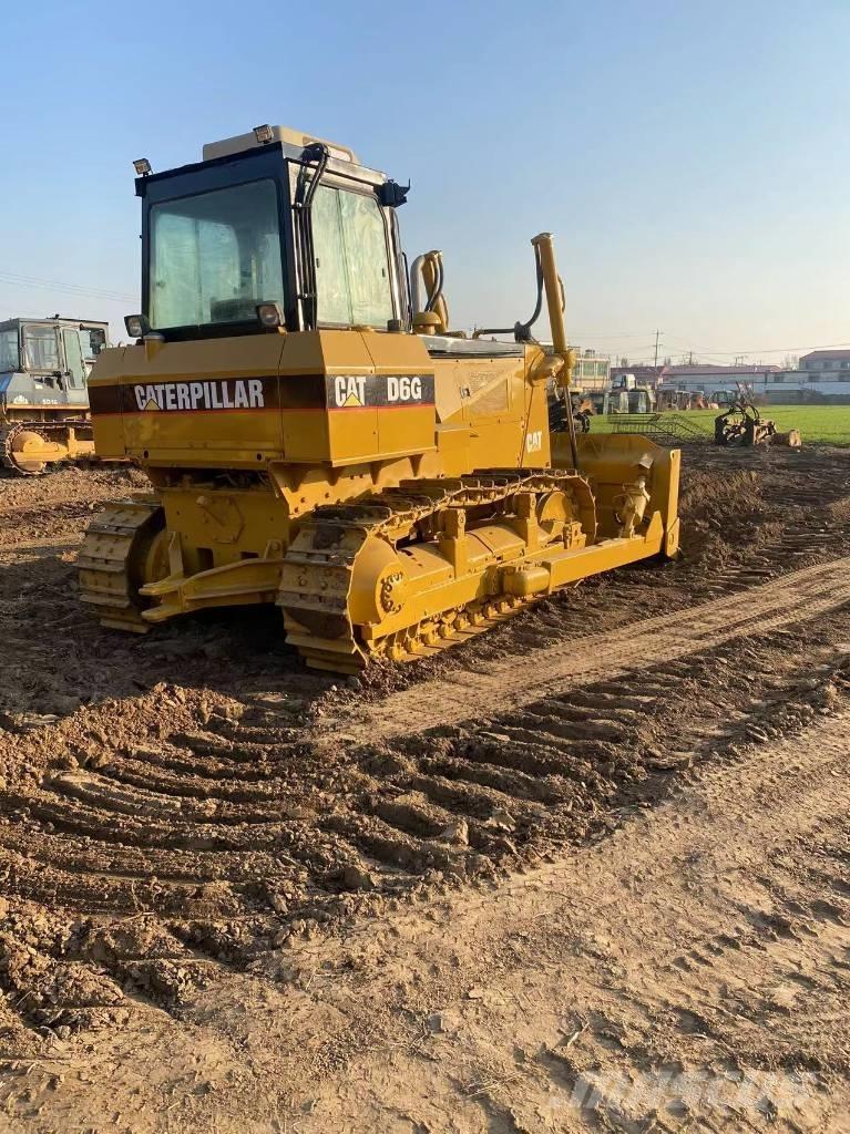 CAT D 6 G Vikšriniai buldozeriai