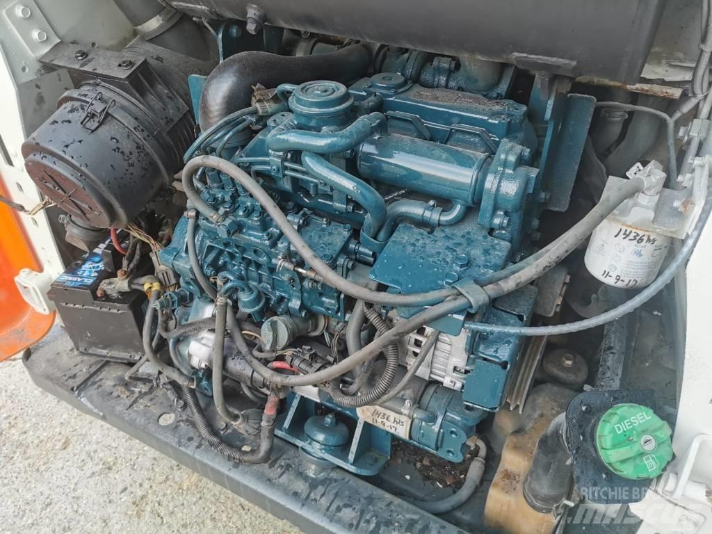 Bobcat S 570 Krautuvai su šoniniu pasukimu