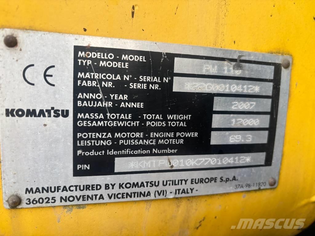 Komatsu PW 110 Ratiniai ekskavatoriai
