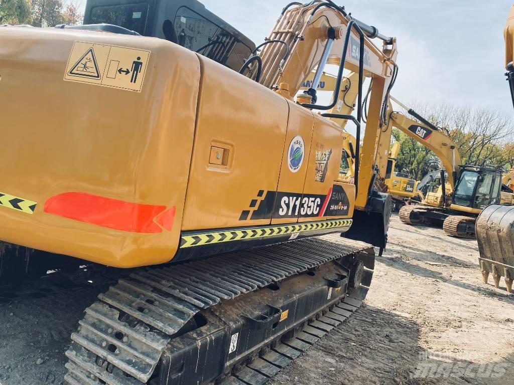 Sany sy135c Vikšriniai ekskavatoriai