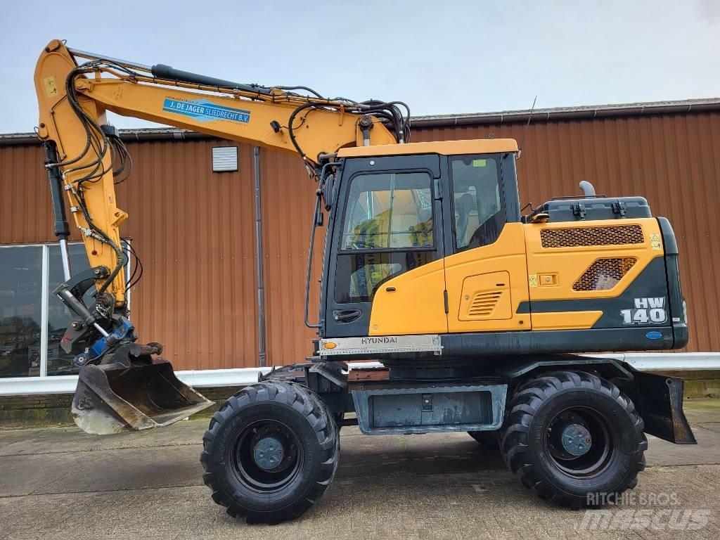 Hyundai HW 140 Neapdoroto reljefo kranai