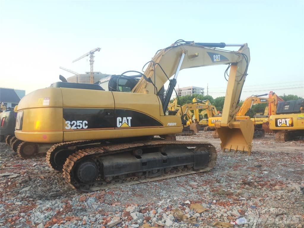 CAT 325 C Vikšriniai ekskavatoriai