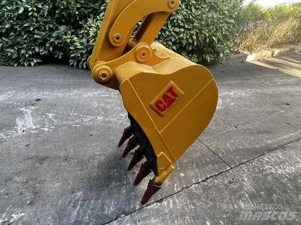 CAT 306E2 Vikšriniai ekskavatoriai