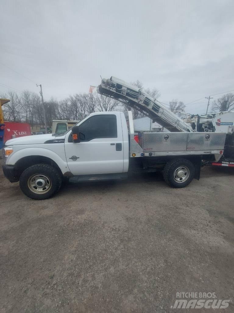 Ford F350 Kita