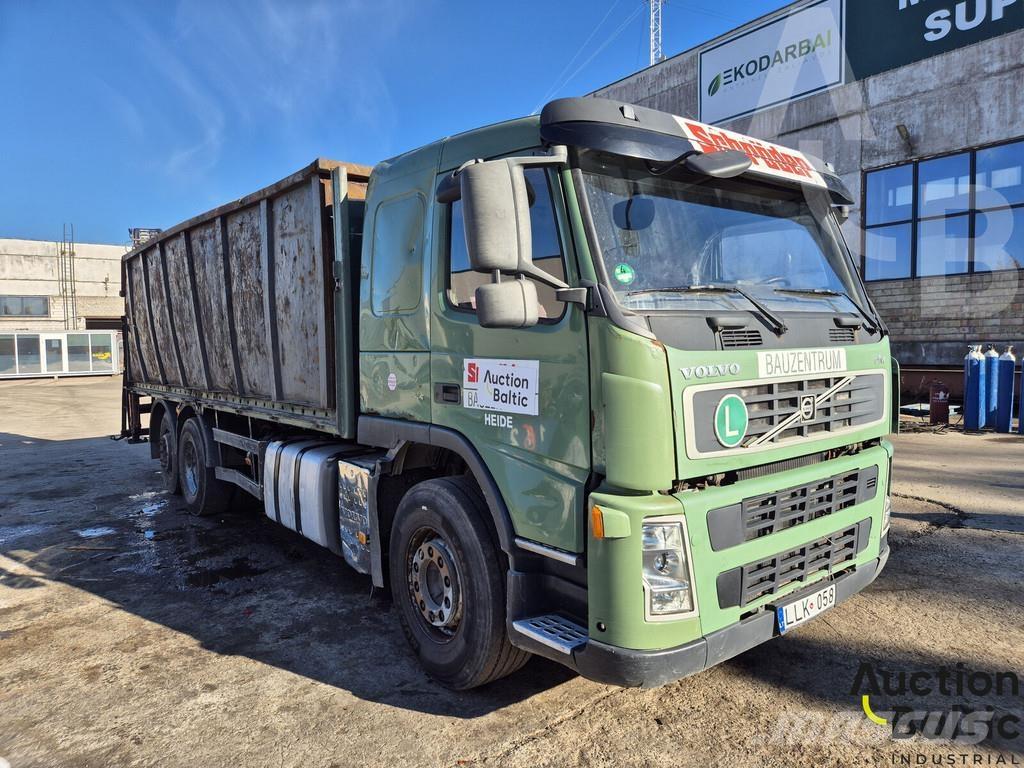 Volvo FM-300 Savivarčių priekabų vilkikai