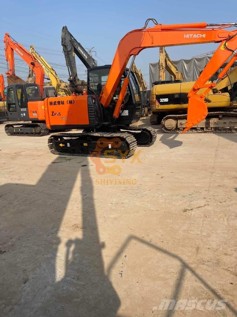 Hitachi ZX 70 Vidutinės galios ekskavatoriai 7-12 t