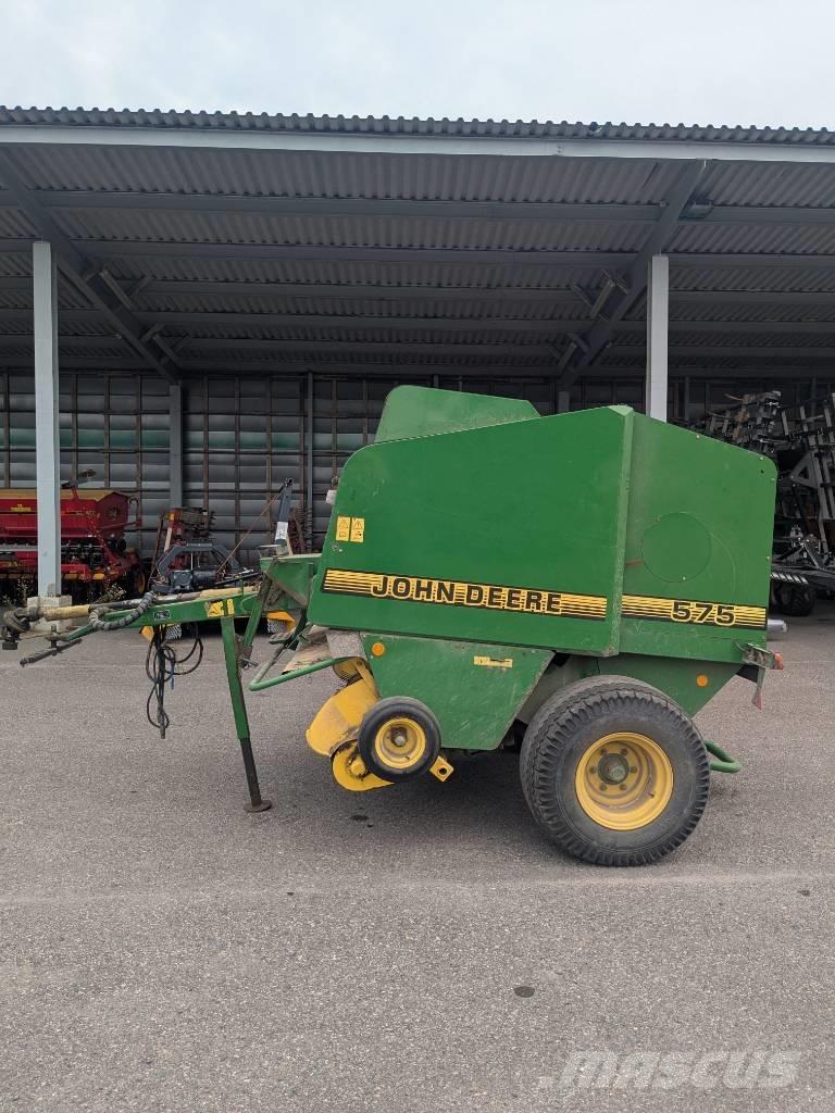 John Deere 575 Ritinių presai