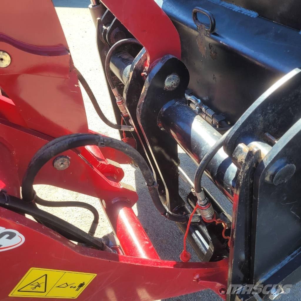 Yanmar V 80 Naudoti ratiniai krautuvai