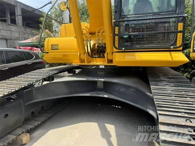 Komatsu PC 220-8 Vikšriniai ekskavatoriai