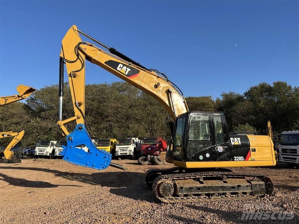 CAT 320 D L Vikšriniai ekskavatoriai