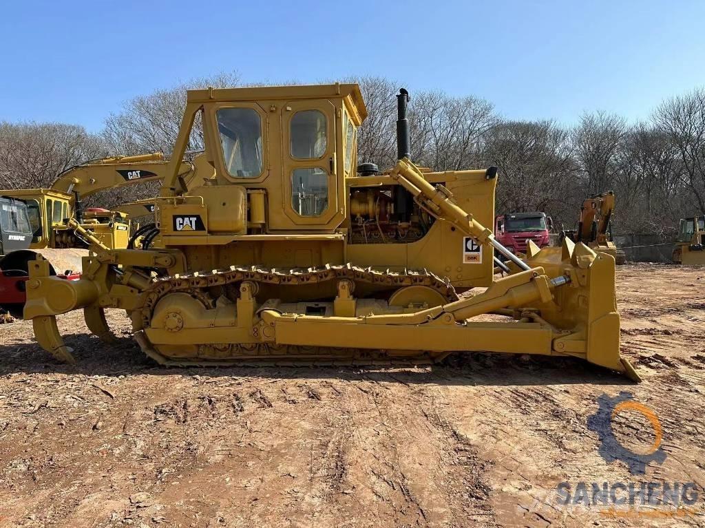 CAT D8K Vikšriniai buldozeriai