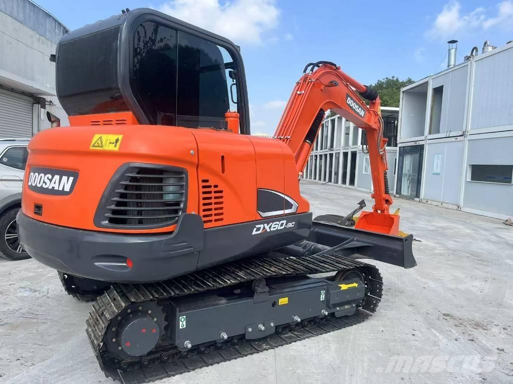 Doosan DX 60-9 C Vikšriniai ekskavatoriai
