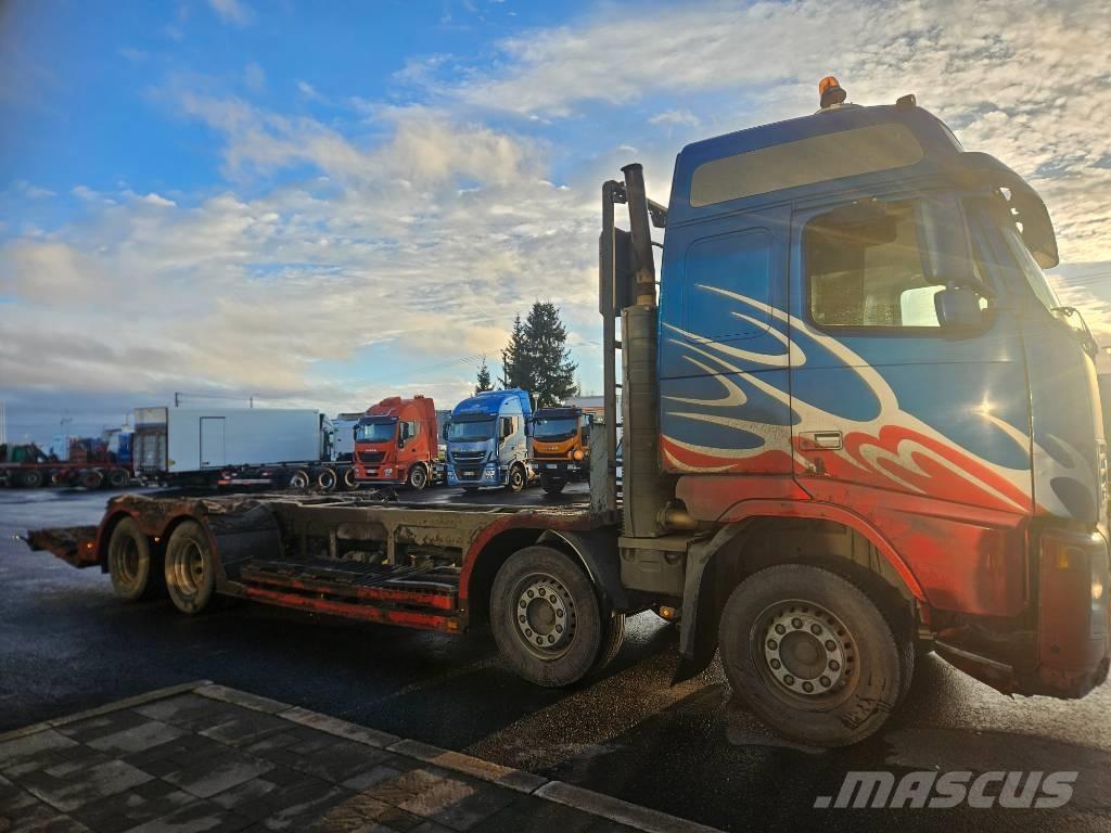 Volvo FH12 8x4 Miško mašinų transportavimo sunkvežimiai