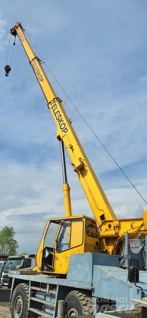Krupp KMK 2025 Visureigiai kranai