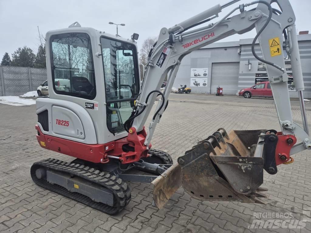 Takeuchi TB 225 Mini ekskavatoriai < 7 t