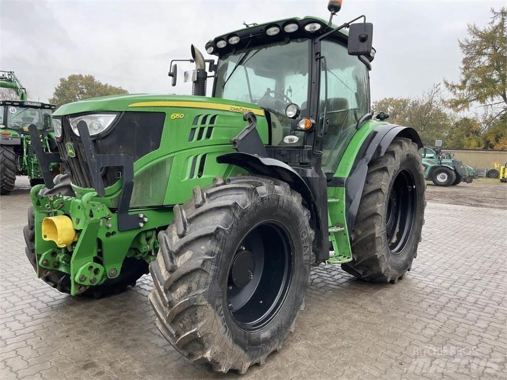 John Deere 6150R Traktoriai