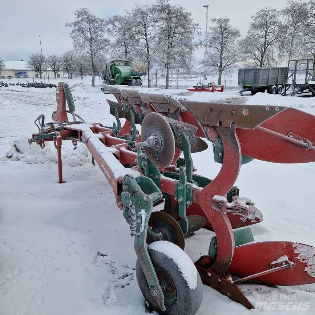 Kverneland EM85 Apverčiamieji plūgai