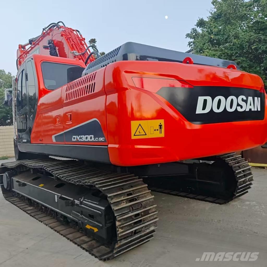 Doosan DX 300 LC Vikšriniai ekskavatoriai