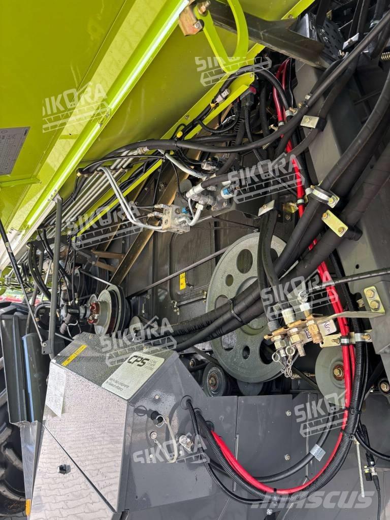 CLAAS Tucano 320 Derliaus nuėmimo kombainai