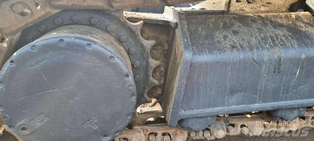 Kobelco SK 200 LC Vikšriniai ekskavatoriai