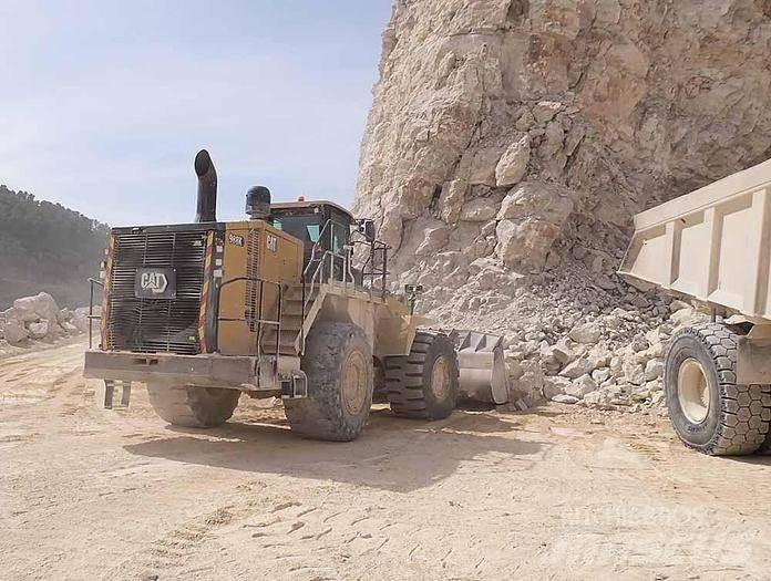 CAT 988K Naudoti ratiniai krautuvai
