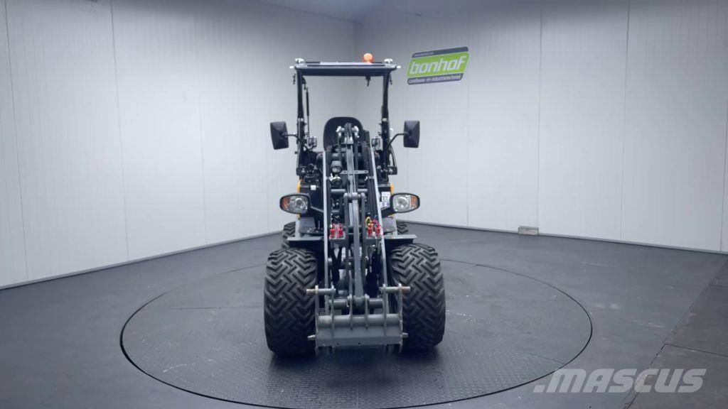 GiANT G2300 HD Lengvieji automobiliai