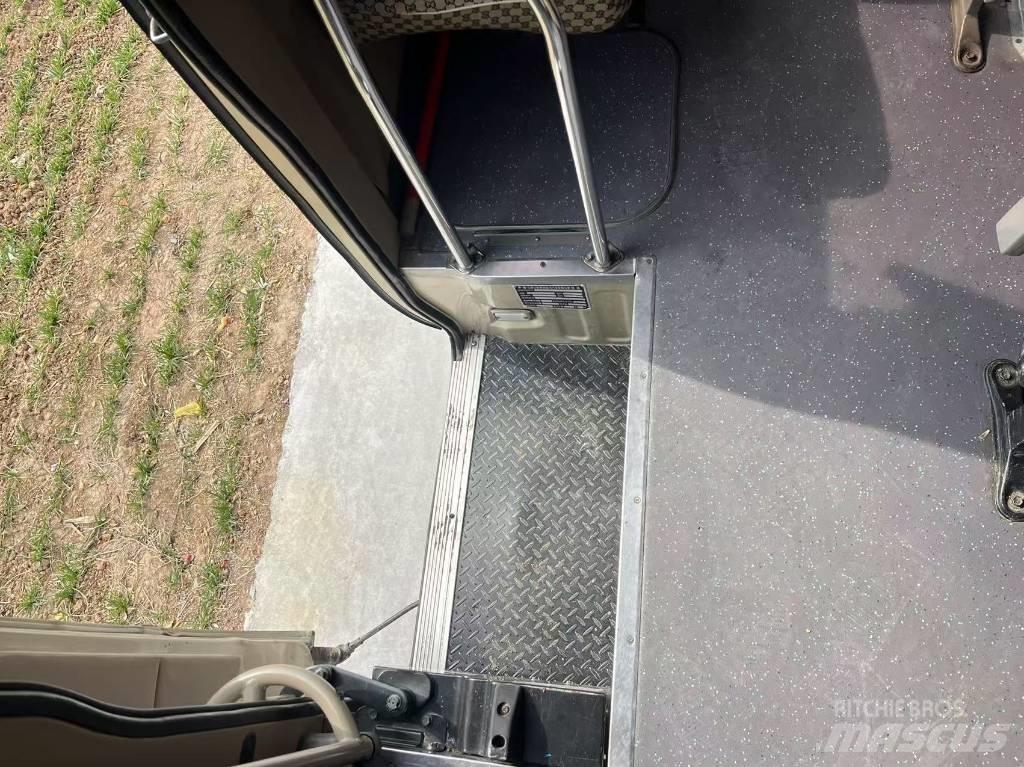 Toyota Coaster Tarpmiestiniai autobusai
